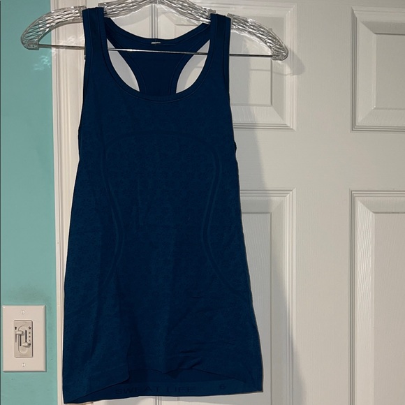 Lululemon Athletica Navy Tank Top - Picture 1 of 3